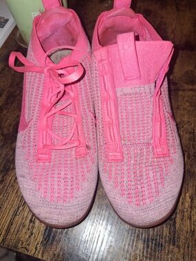 Nike Air Vapormax Flyknit Sz 8